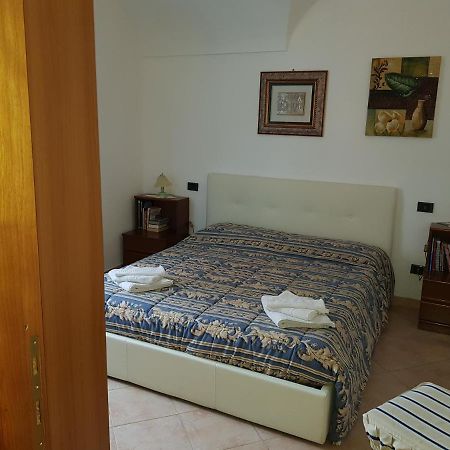 بوسا B&B Da Antonella المظهر الخارجي الصورة