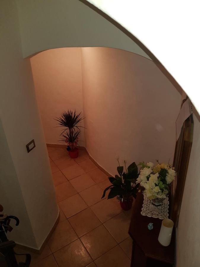 بوسا B&B Da Antonella المظهر الخارجي الصورة